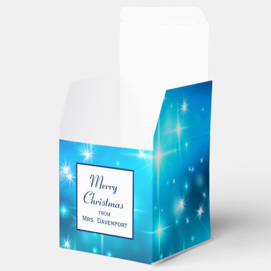 Abstracte ruimte met blauwe mousserende lampjes bedankdoosjes (Geopend)