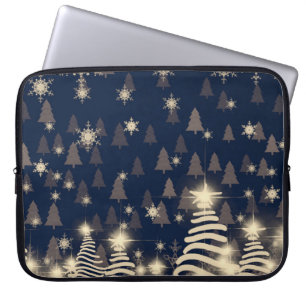 Abstracte sneeuwvlokken. 2d illustratie. Heilige C Laptop Sleeve