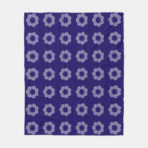 Abstracte spiraal cirkelpatroon op marineblauw fleece deken