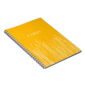 Abstracte strepen. Eenvoudig lichtgeel geschilderd Notitieboek (Rechterzijde)