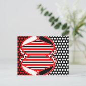 Abstracte strips en Stippen in zwarte rode witte k Briefkaart (Staand voorkant)