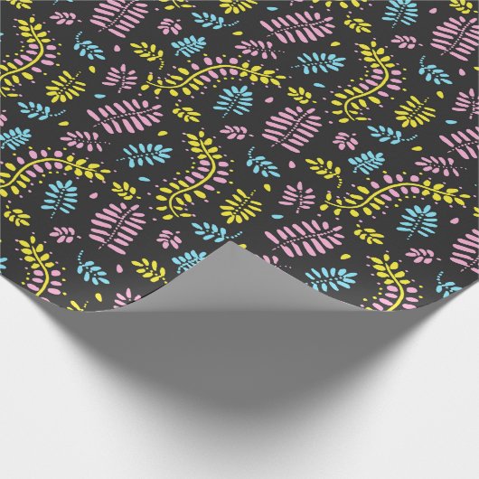 Abstracte varens-geel, roze en blauw op donkergrij cadeaupapier (Hoek)