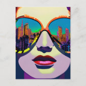 Abstracte vrouw in zonnebril met stadsreflectie briefkaart (Voorkant)