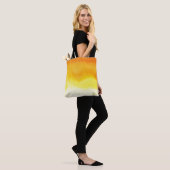 Abstracte waterverf handgeschilderde achtergrond 2 tote bag (Op model)