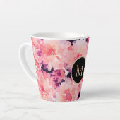 Abstracte waterverf roze florale monogram latte mok (Linkerhoek)