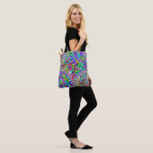 abstracte wieltjes en pinnen tote bag (Op model)