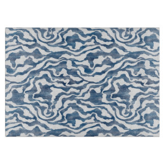 Abstracte wolken in blauw en wit snijplank