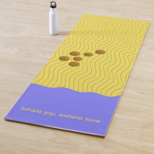 Abstracte zeeschelpen op de kustlijn yogamat (In situ)