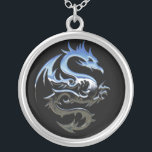 Abstracte zilverdraak zilver vergulden ketting<br><div class="desc">Een zilveren,  metalen draak is op een zwarte achtergrond op dit gemakkelijk gepersonaliseerde ontwerp.</div>