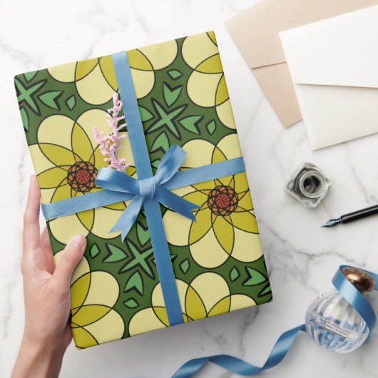 Abstracte, zonnige gele madeliefjes en groene blad cadeaupapier (Geschenken)