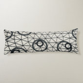 Abstracte zwarte en witte cirkels lichaamskussen (Achterkant)