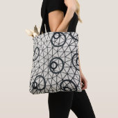 Abstracte zwarte en witte cirkels tote bag (Dichtbij)