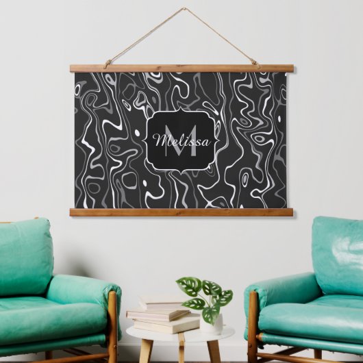 Abstracte zwarte grijze damascus zwemmen Monogram Hangend Wandkleed (Woonkamer)