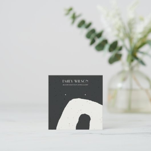 ABSTRACTE ZWARTE WIT VAN CERAMIC STUD EARRING DISP VIERKANTE VISITEKAARTJE (Staand voorkant)
