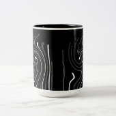 Abstracte zwarte witte lijnen met dubbele minimali tweekleurige koffiemok (Center)