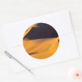 Abstractie van zandduin ronde sticker (Envelop)