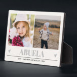 ABUELA Grandchildren 2 Fotografie Fotoplaat<br><div class="desc">Creëer het perfecte mooie stokje voor oma of "mam bevorderd naar oma" voor Kerstmis of grootouderdag met dit geweldige design met twee (2) van je favoriete foto's en ABUELA staat onderaan in delicaat grijs lettertype met weinig grijs harten. Perfect cadeauidee om zwangerschap aan te kondigen met ultrasone of sonogram afbeelding!...</div>