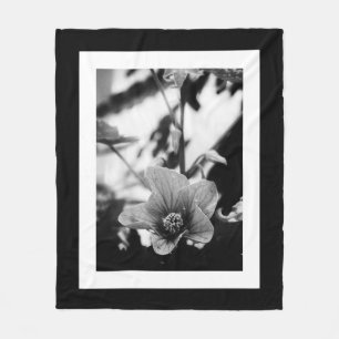 Abutilon Pictum Black en White Floral Fleece Deken