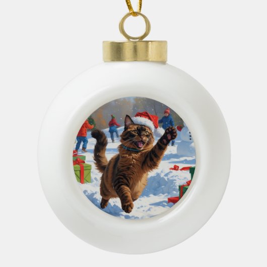 Abyssinian Cat Christmas Feestelijke Sneeuwscène Keramische Bal Ornament (Voorkant)