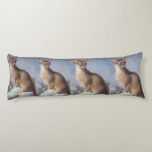 Abyssinian Elegance – Graceful Cat Body Pillow Lichaamskussen (Achterkant)