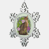Abyssische kat met doorsnee Rozen Tin Sneeuwvlok Ornament (Rechts)