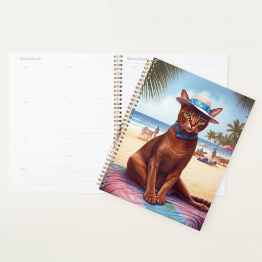 Abyssische kat op strand, zomercadeau voor kattenl planner (Display)