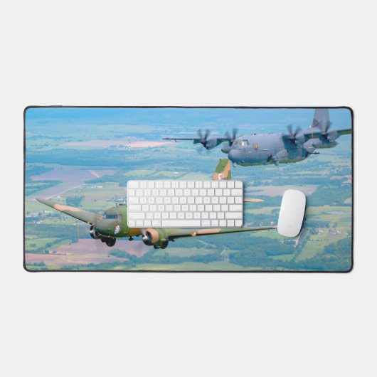 AC-47 SPOOKY en AC-130H SPECTRE Bureaumat (Keyboard & Muis)
