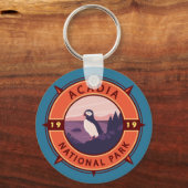 Acadia National Park Puffin Retro Compass Embleem Sleutelhanger (Voorkant)