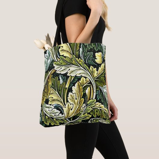 Acanthus, een patroon van William Morris,  Tote Bag (Dichtbij)