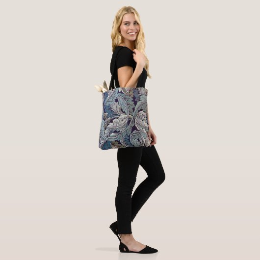 Acanthus William Morris Tote Bag (Op model)