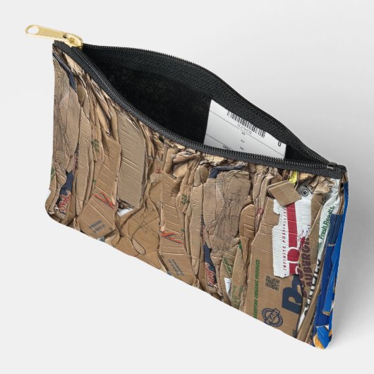 Accessories > Bags & Wallets > Cosmetic & Toiletry Etui (Open)