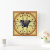 Accordion ~ Musical Scroll ~ Golden Background ~ Vierkante Klok (Huis)