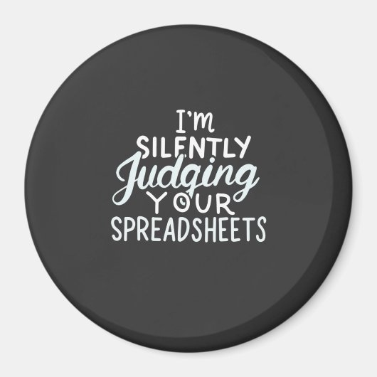 Accountant beoordeelt spreadsheets magneet (Voorkant)