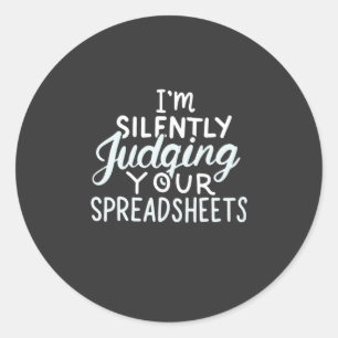Accountant die je spreadsheets beoordeelt ronde sticker