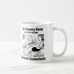 Accountant die werkzaam is in de Kantoor Cartoon Koffiemok