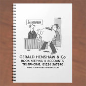 Accountant ontvangt een grote spaarbank notitieboek