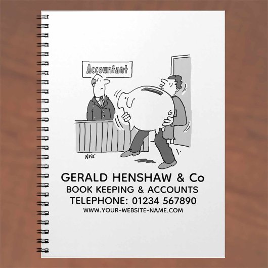 Accountant ontvangt een grote spaarpot notitieboek