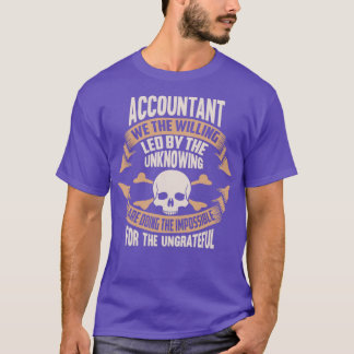 Accountant wij de misdadiger die wordt geleid door t-shirt