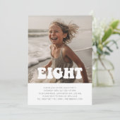 Acht - Groovy Foto Verjaardag Uitnodiging (Staand voorkant)