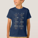 Acht Hanukkah Nights T-shirt<br><div class="desc">Een decoratief diagram met de volgorde van kaarsen in een hanukkiah voor elke nacht van de Hanukkah. Pas aan uw aangewezen spelling van Hanukkah/Chanukah of de aantallen 1-8 aan.</div>