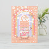 Acht is een Vibe Daisy Groovy 8e verjaardag Kaart (Staand voorkant)