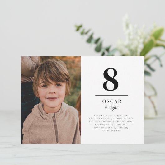 Acht Landschapsfoto Uitnodiging (Staand voorkant)