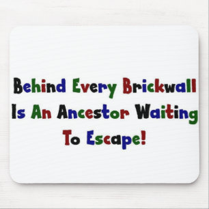 Achter elke brickwall zit.. muismat