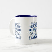 Achter elke geweldige dochter zit een geweldige pa tweekleurige koffiemok (Voorkant links)