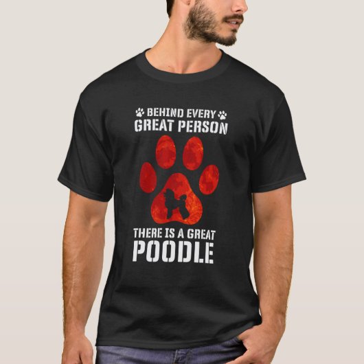 Achter elke grote persoon is er een grote liefde P T-shirt (Voorkant)