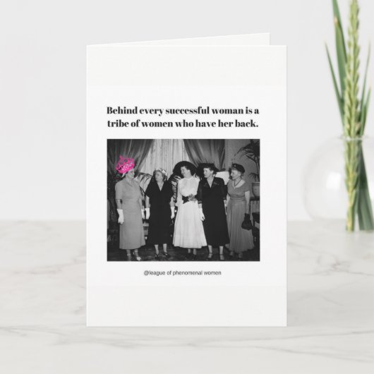 Achter elke succesvolle vrouw zit.. kaart (Voorkant)