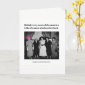 Achter elke succesvolle vrouw zit.. kaart (Gele Bloem)