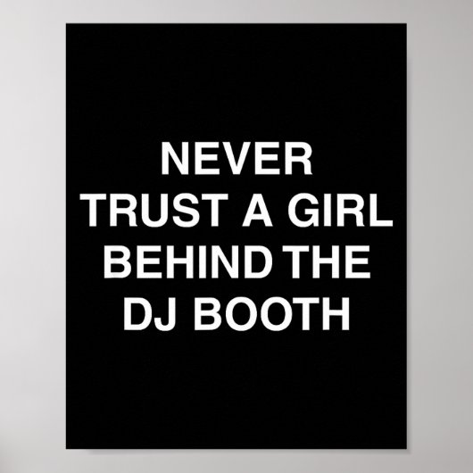 Achter het dj-podium grappige techno edm festival poster (Voorkant)