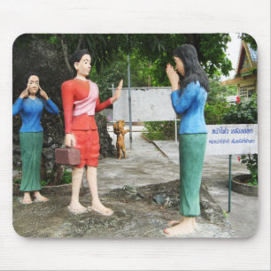 Achter je rug kijken muismat