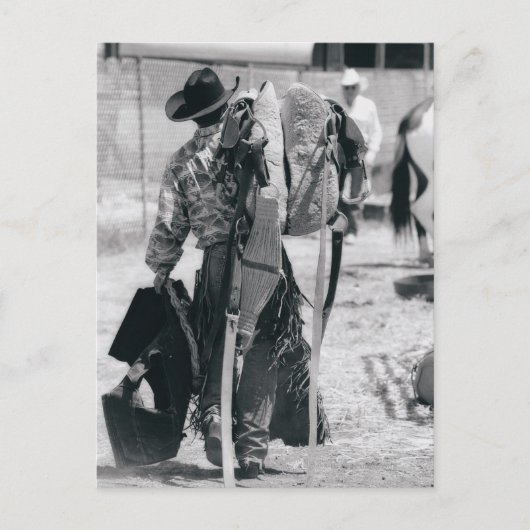 Achter uitzicht van cowboy vervoerend toestel briefkaart (Voorkant)